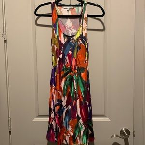 Trina Turk size small multi color